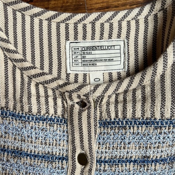 Current ELLIOT Cream & grey striped denim & blue embroidery top size 0 or XS - Picture 4 of 7